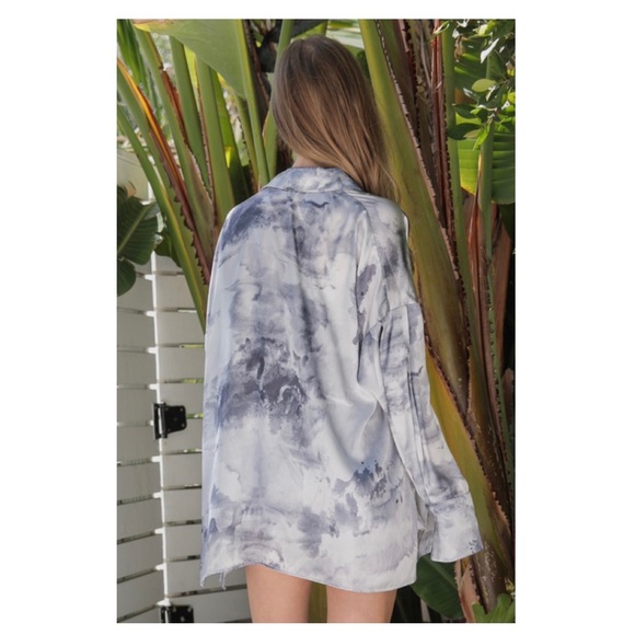 Fun tie dye long sleeve silky top with matching tank set. NWOT - Picture 4 of 9